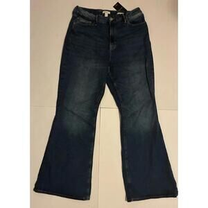 Forever 21 Curvy Flare Jeans Women’s Size 18 High Rise Stretch Denim NWT